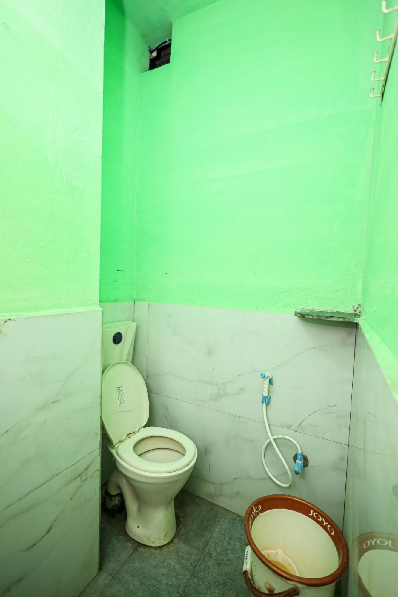 אויאיין Rai Guest House מראה חיצוני תמונה