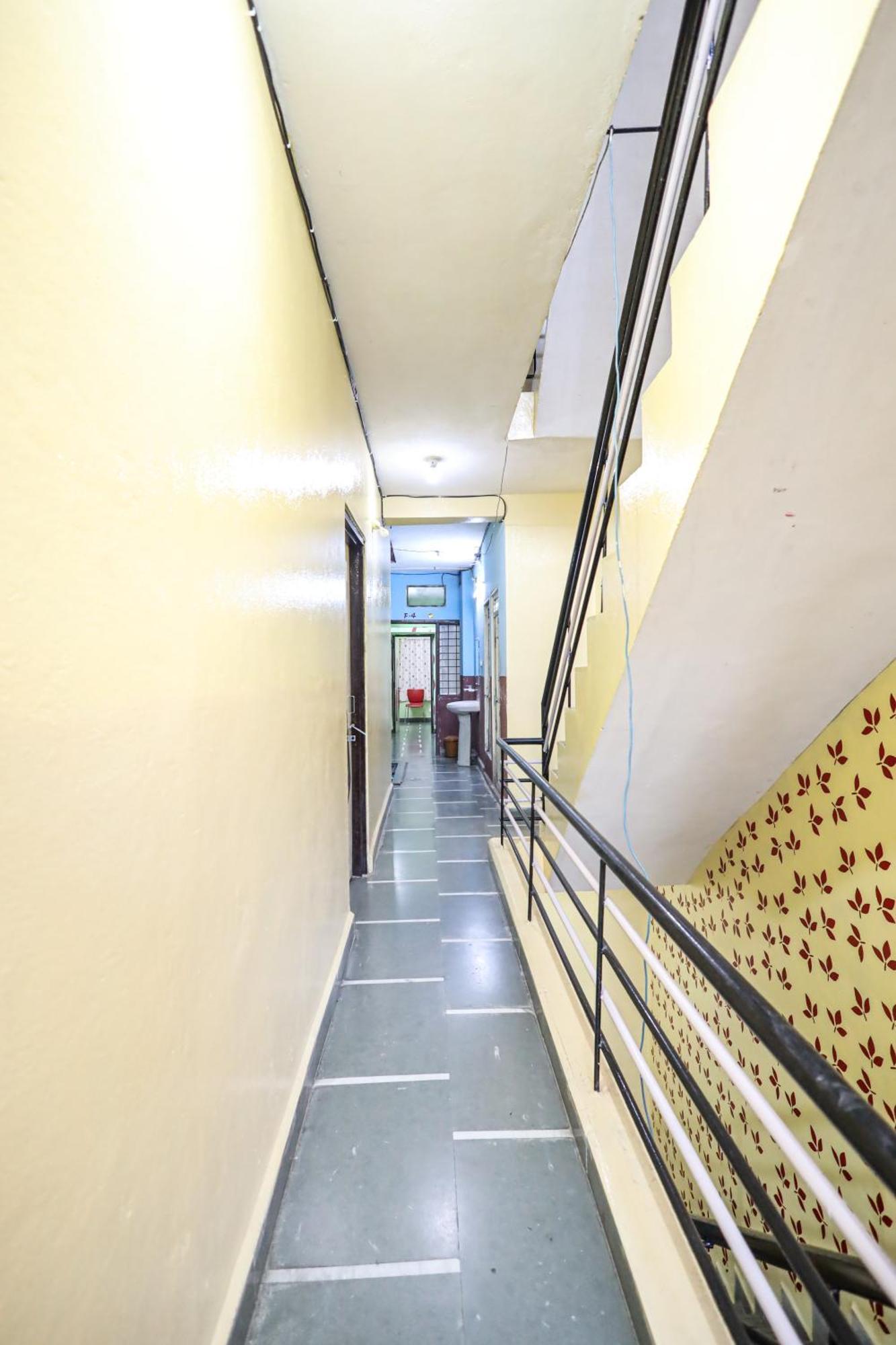 אויאיין Rai Guest House מראה חיצוני תמונה