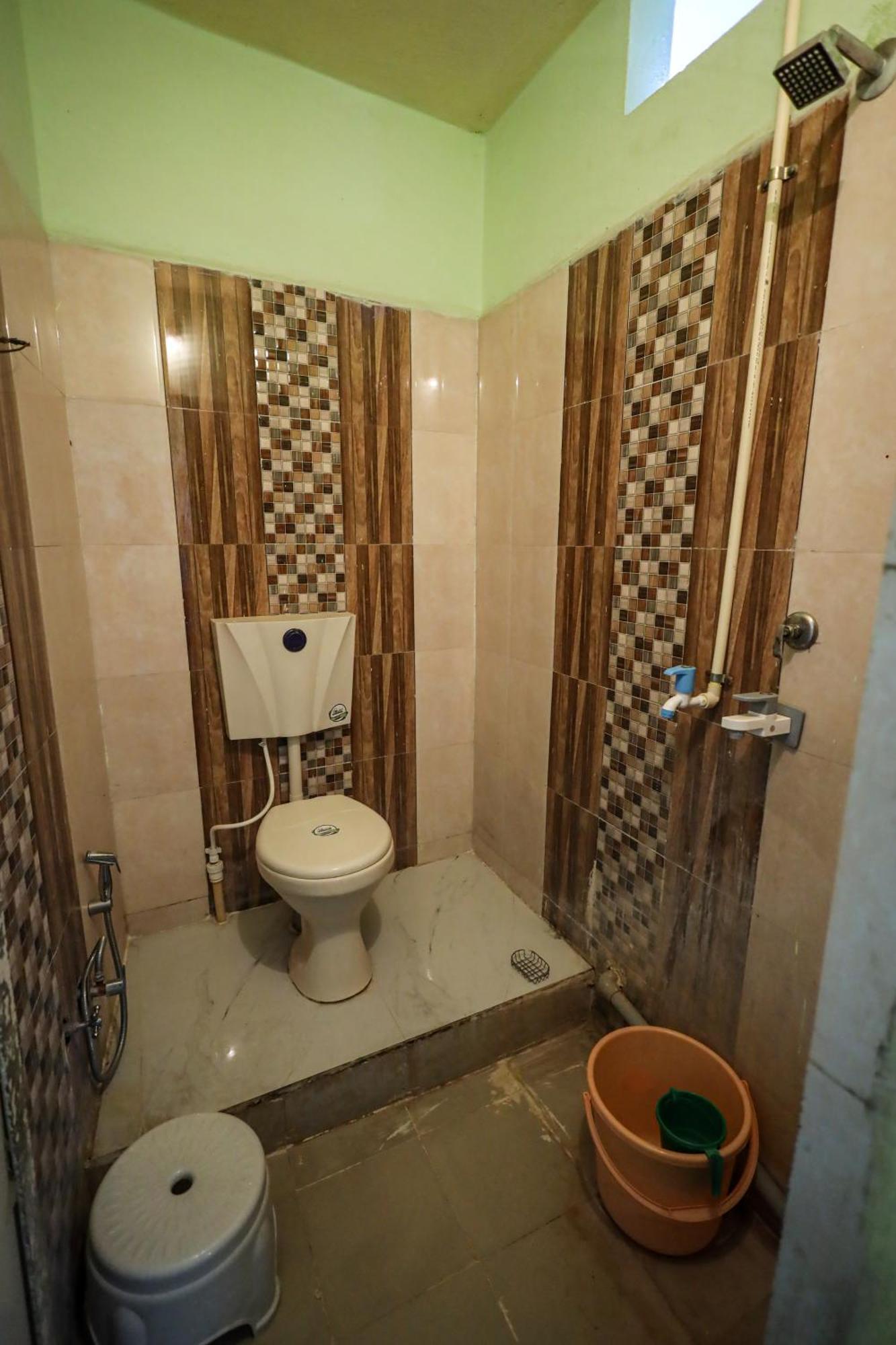 אויאיין Rai Guest House מראה חיצוני תמונה