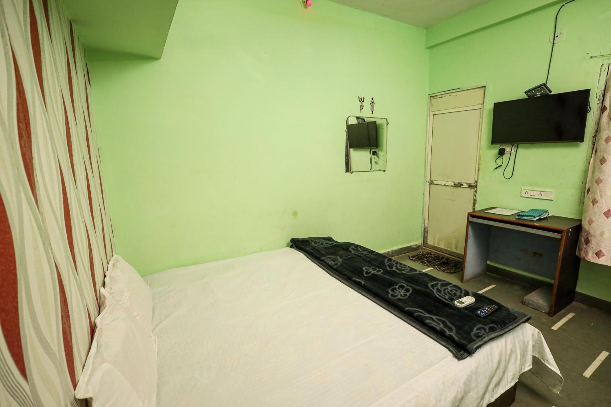 אויאיין Rai Guest House מראה חיצוני תמונה